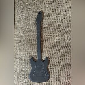 Black Guitar Shaped Silicone Kitchen Utensil